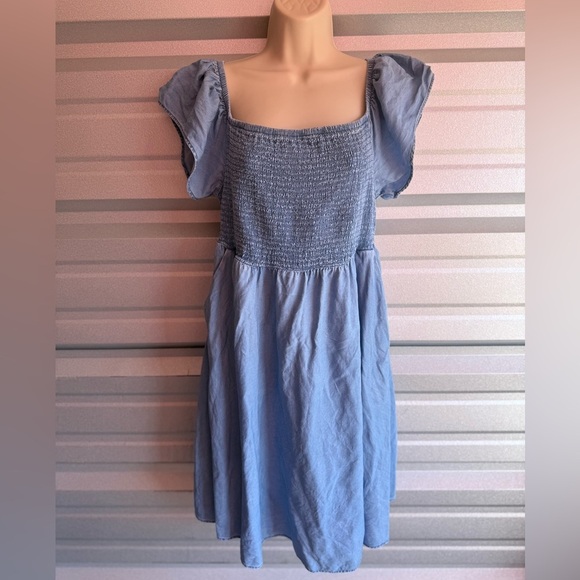 Women’s TORRID Blue Chambray Off-Shoulder Smocked Skater Dress Size 1X - Picture 11 of 12
